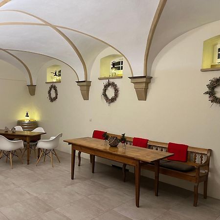 Karlbacher Domizil Ferienwohnungen Grosskarlbach Exterior foto